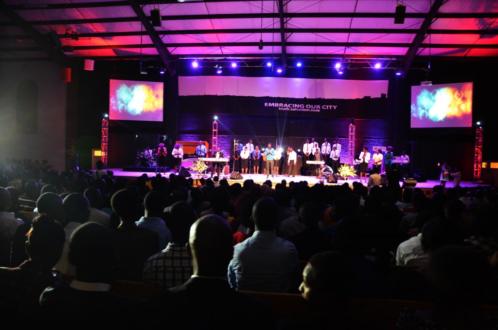 The Stage was really amazing, the audience was clearly happy