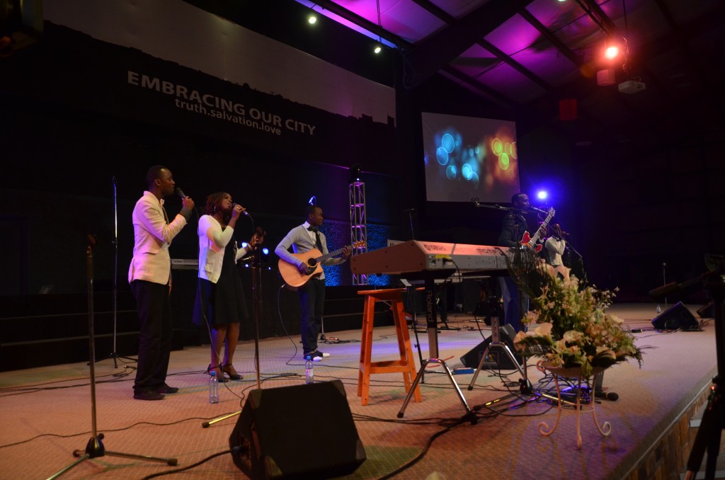 Dudu from Bujumbura with his crew  in Performance in KIGALI